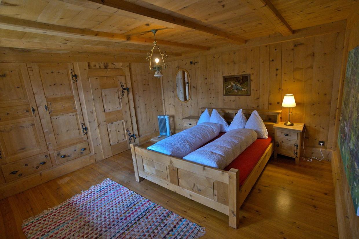 Bed and Breakfast Chasa Sassalba Lu Экстерьер фото